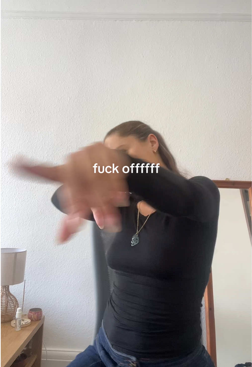@lily