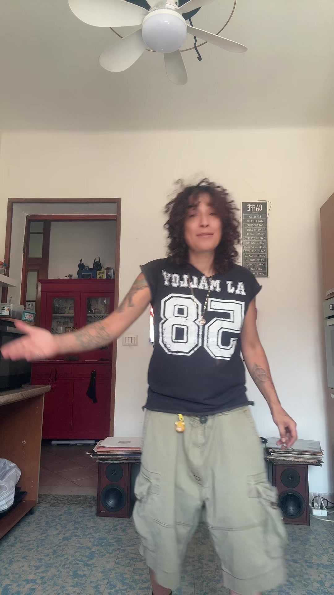 @Zzvro