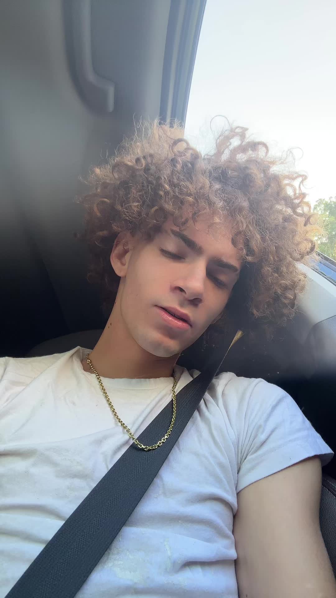 @KODAKWHITE