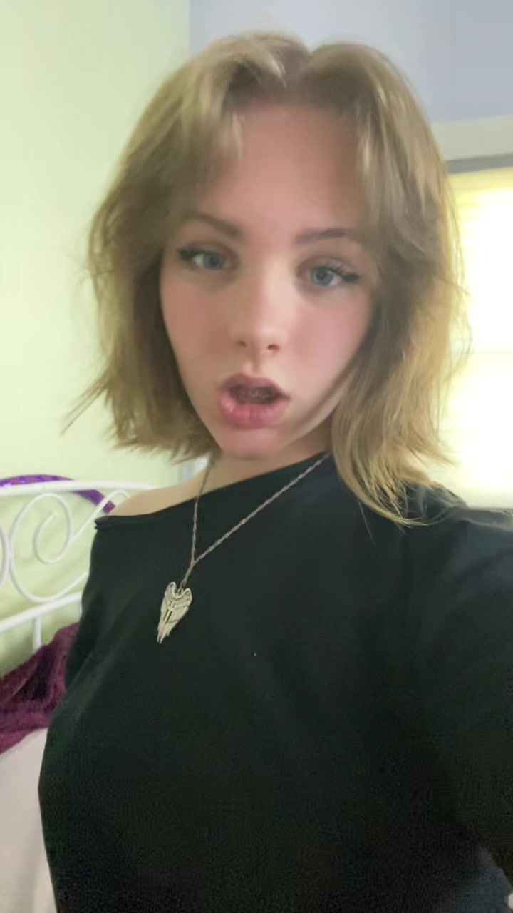 @👩🏼🦼➡️👩🏼🦼➡️
