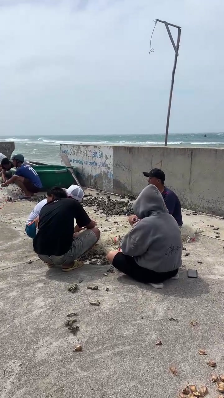 @Trương Lầu