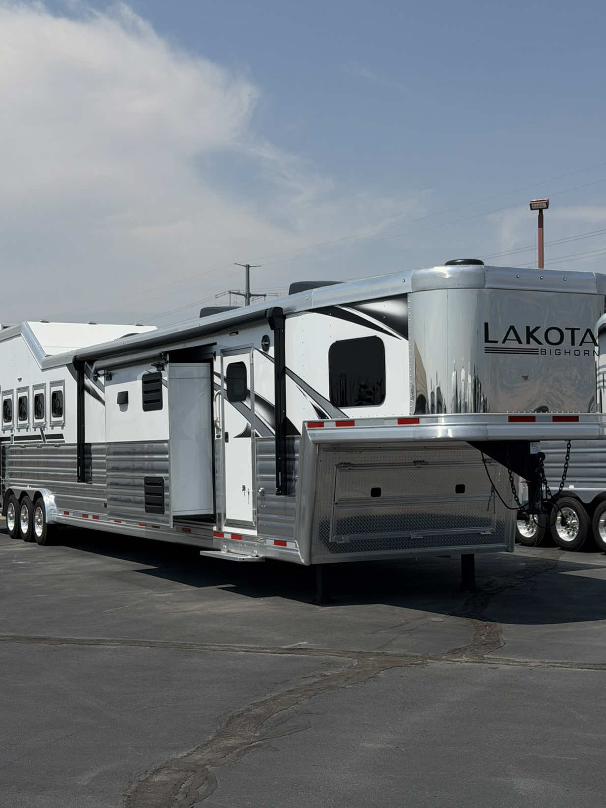 @C&R Trailer Sales