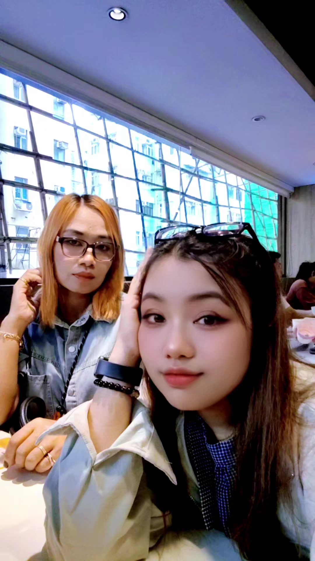 @evychan02