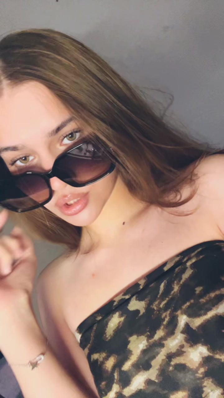 @a.log.d