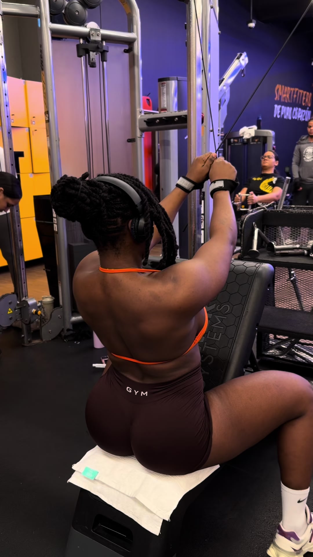 @CharleeserdjooB