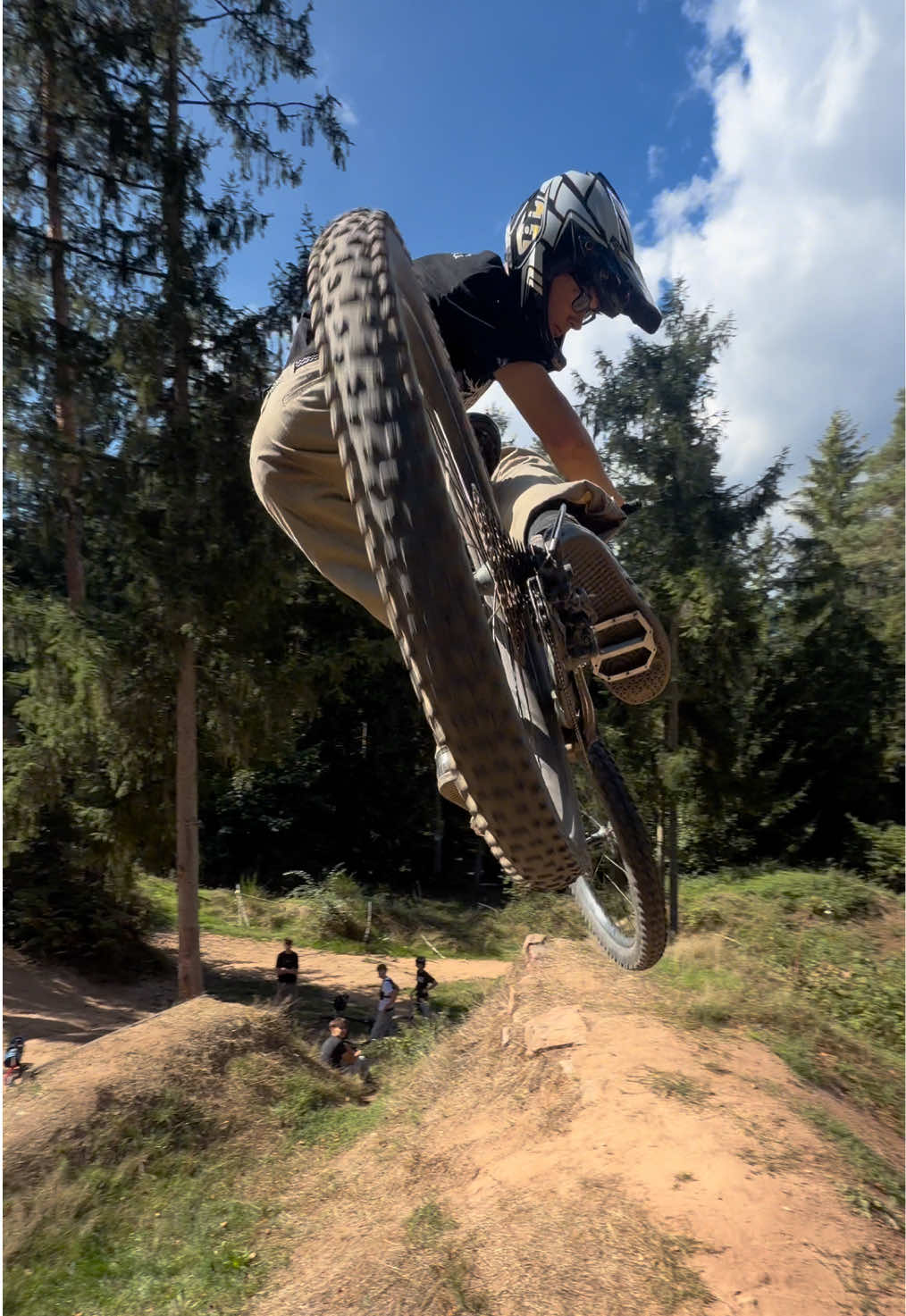 @niklasdrnbs