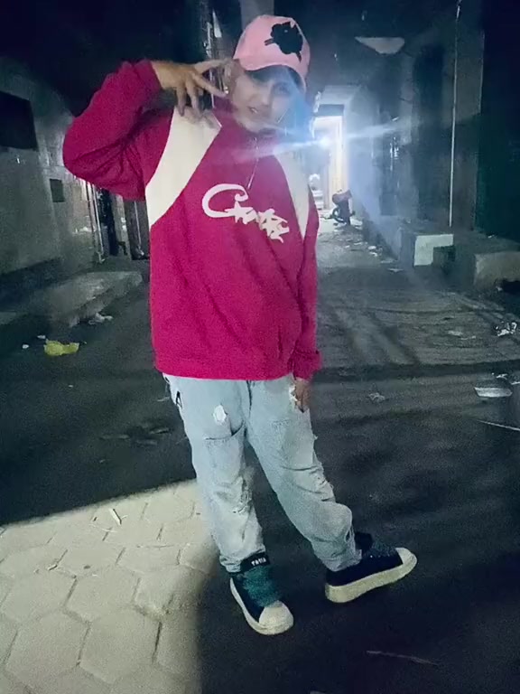 @"𝐒 𝐀 𝐅 𝐖 𝐀 𝐓🤴🏻🏅"