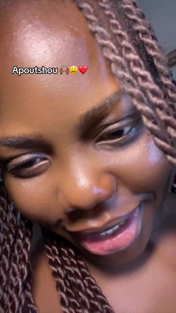 @apoutshounational0