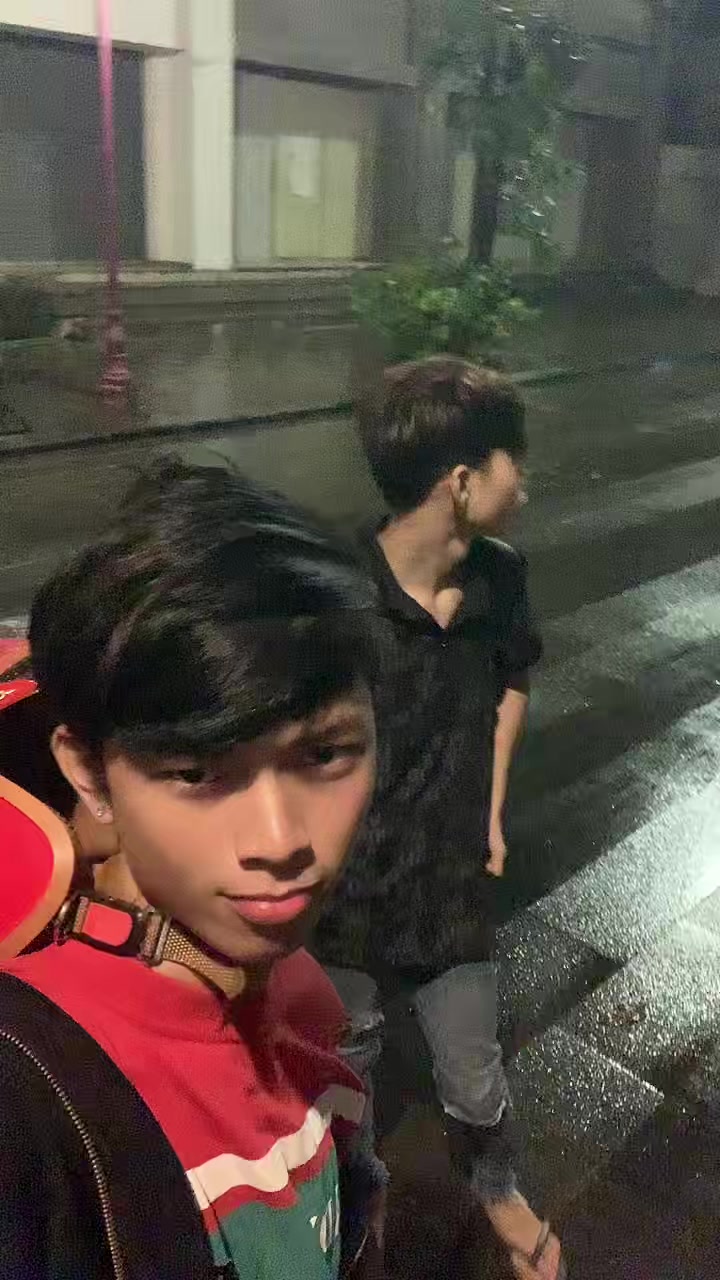 @kiipom🚶♂️➡️