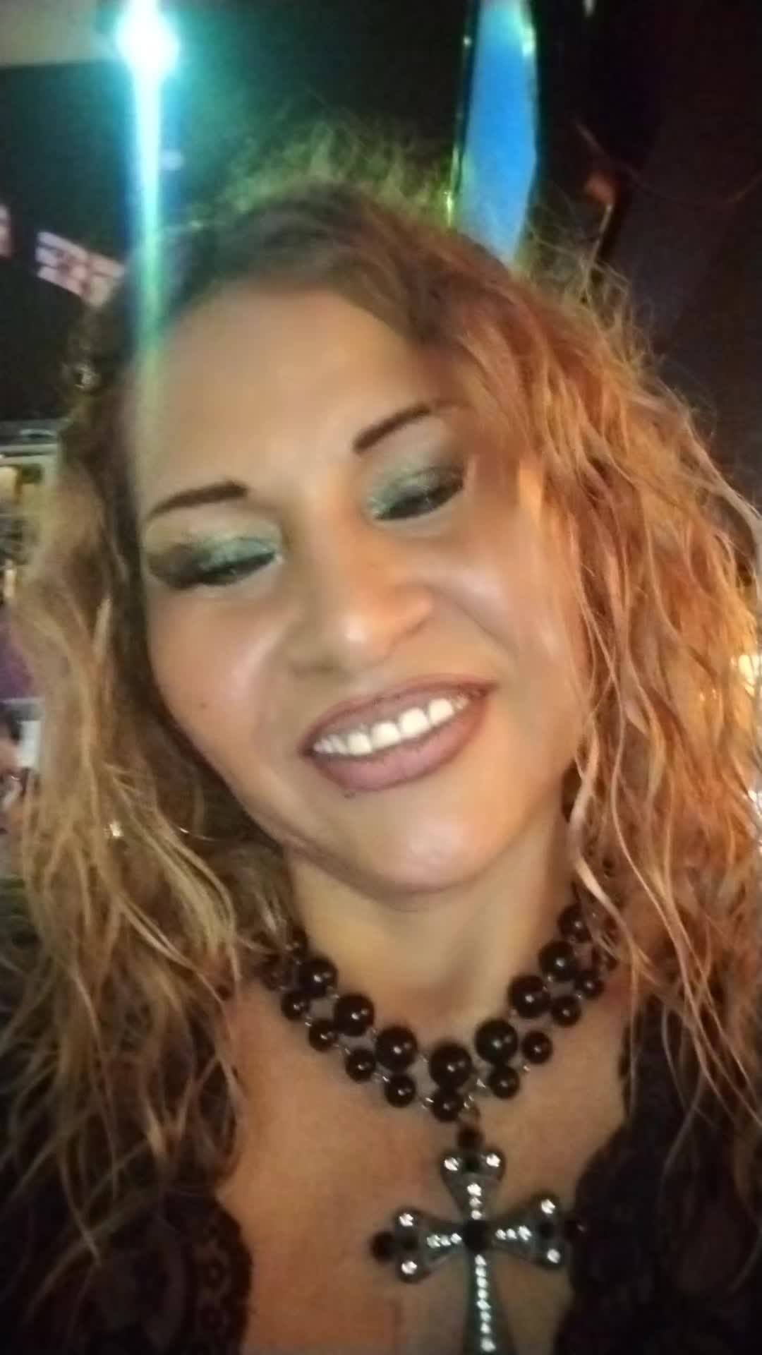 @lindasi
