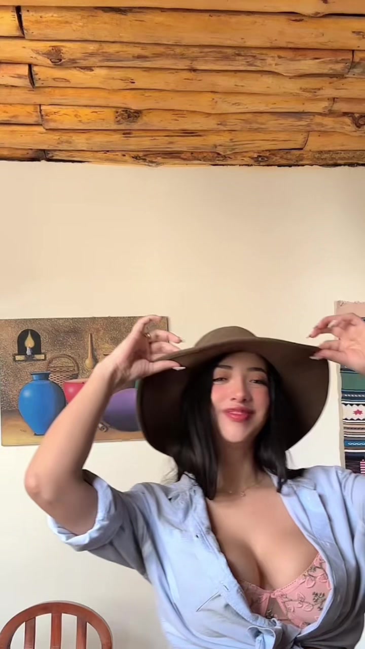 @Dra Dani Vaca