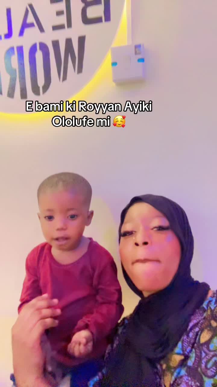 @Ayomide 🌺🦋🥳