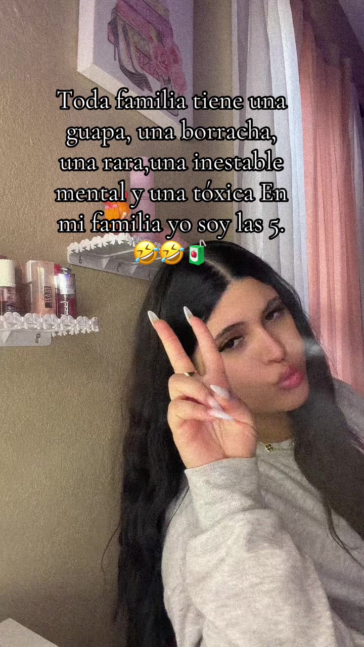 @danii…👸🏻🖤