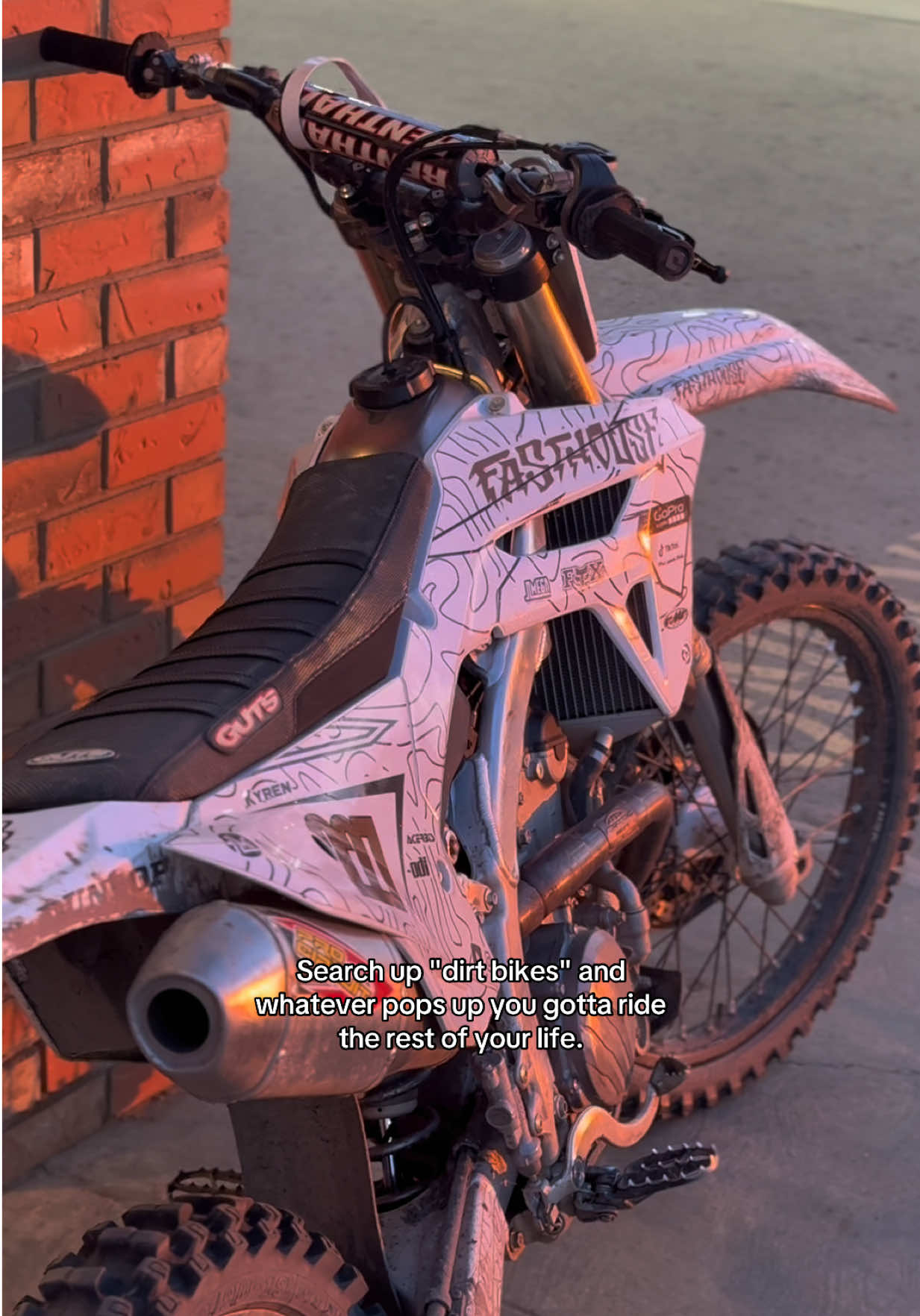 @𝓚𝔂𝓻𝓮𝓷