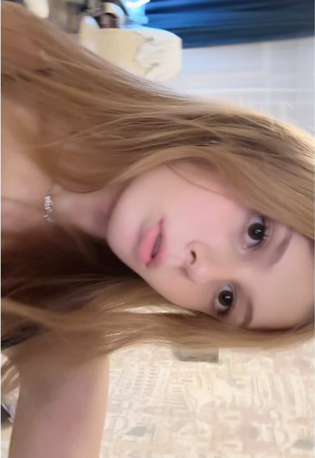 @анiчка🫰🏻