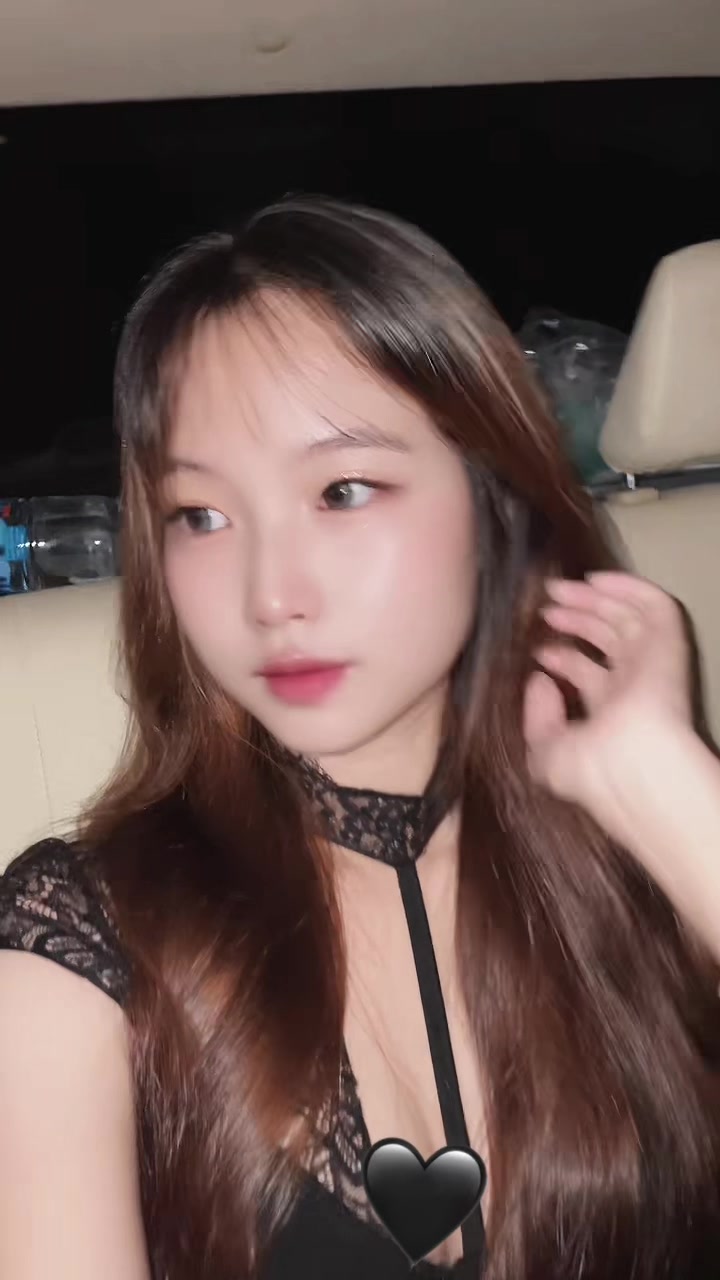 @Aye Chan May ✨