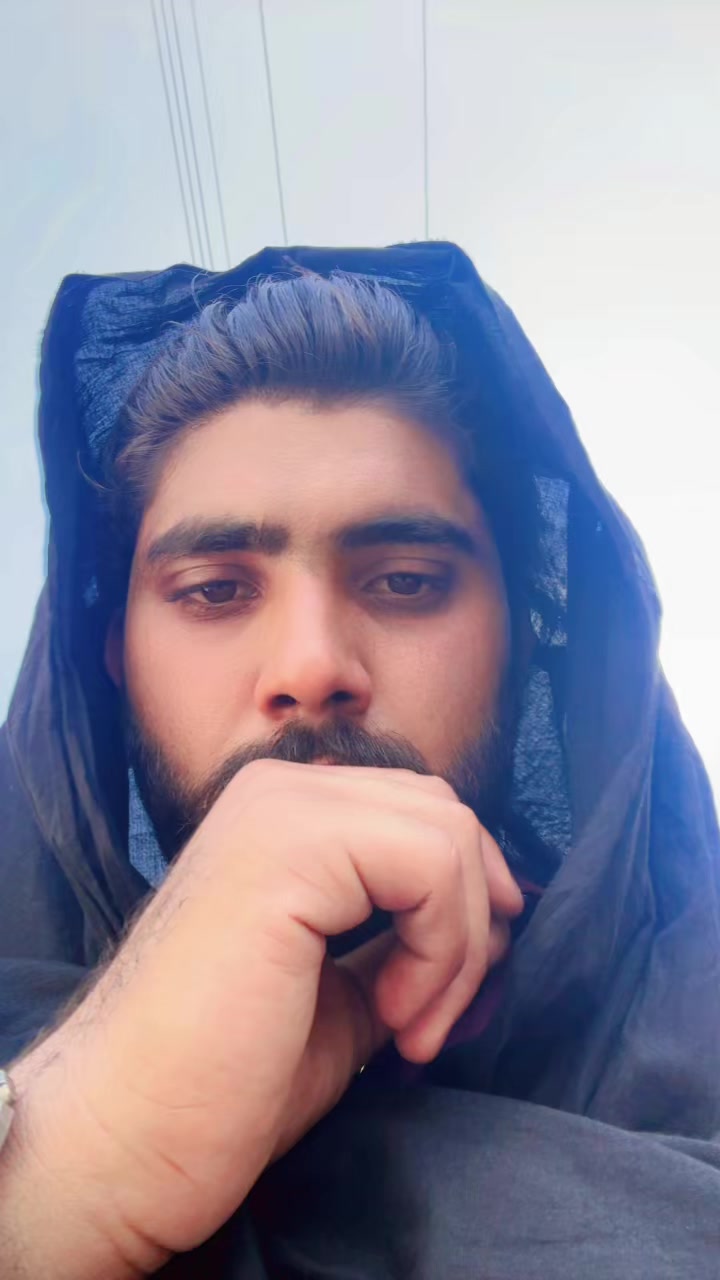 @(चुप लड़का)sǐłéņť Bøÿ