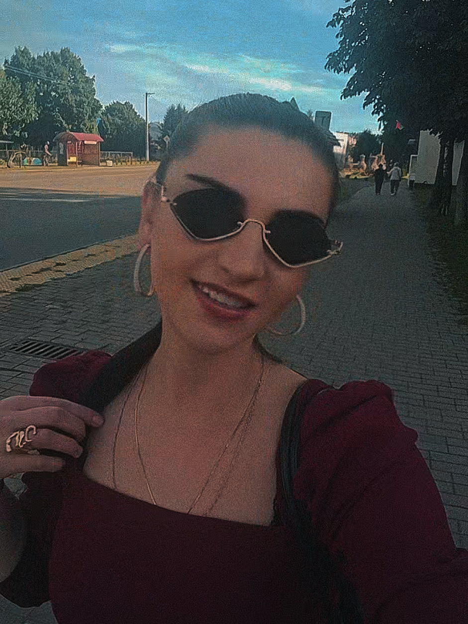 @Дарья