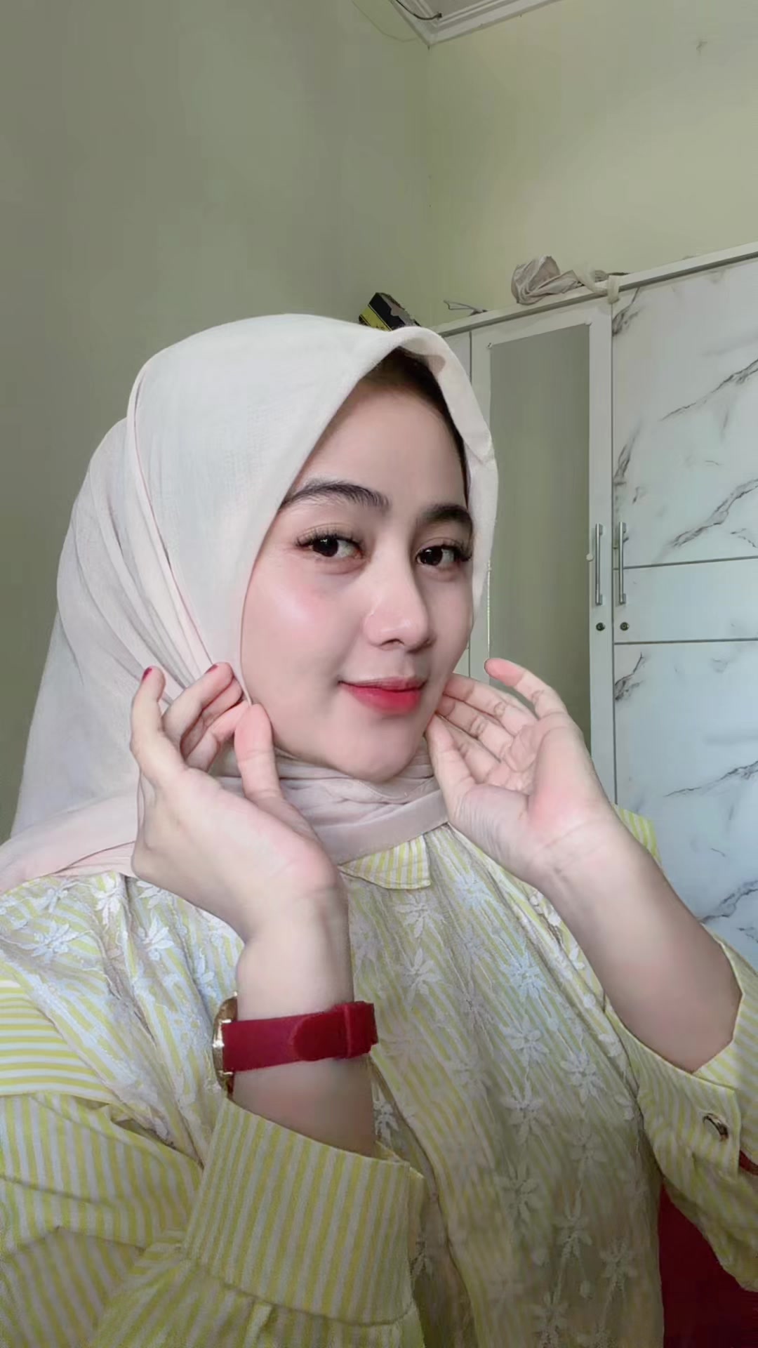 @akunaslihajah