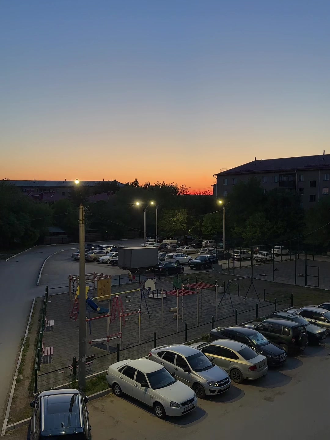 @Пуфик