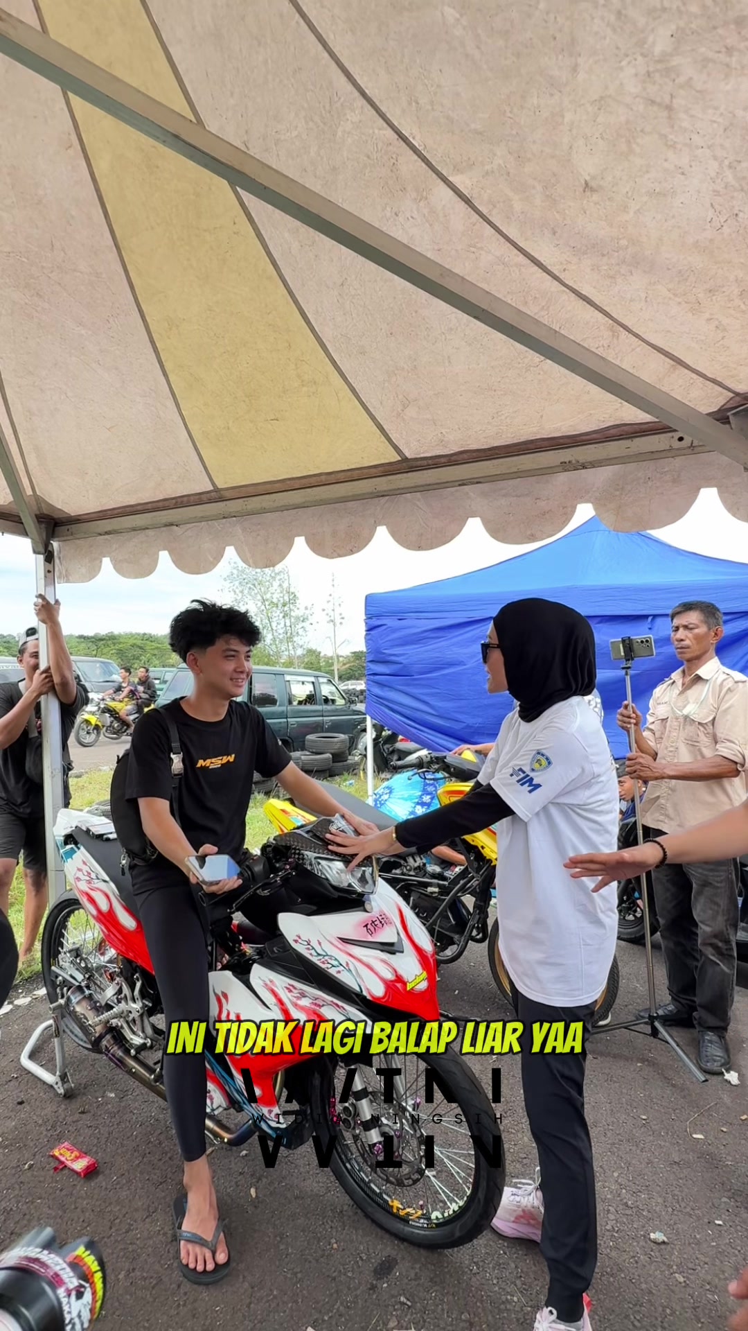 @LahatKiteID
