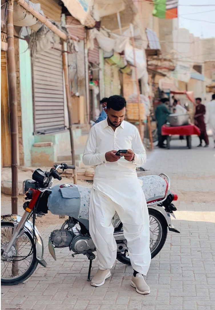 @Awais_Lashari🥀