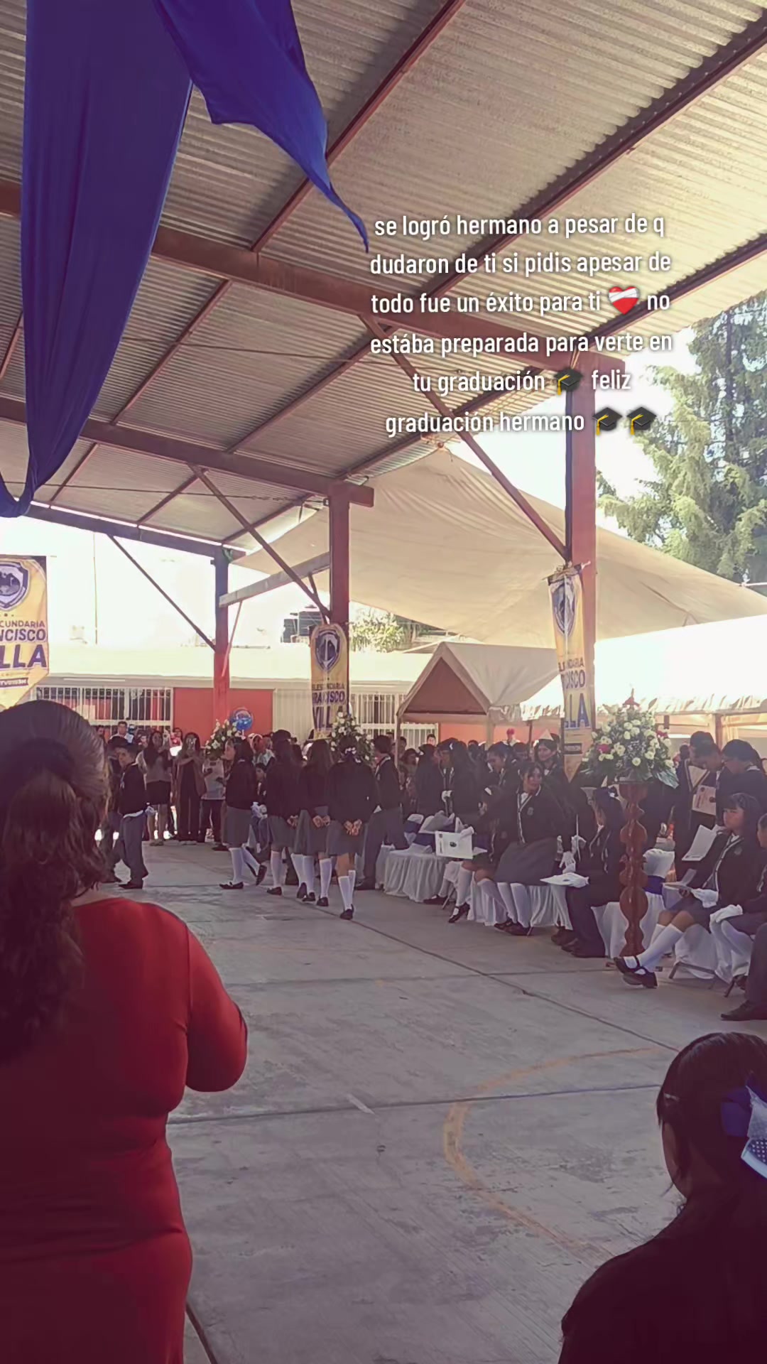 @Verónica León