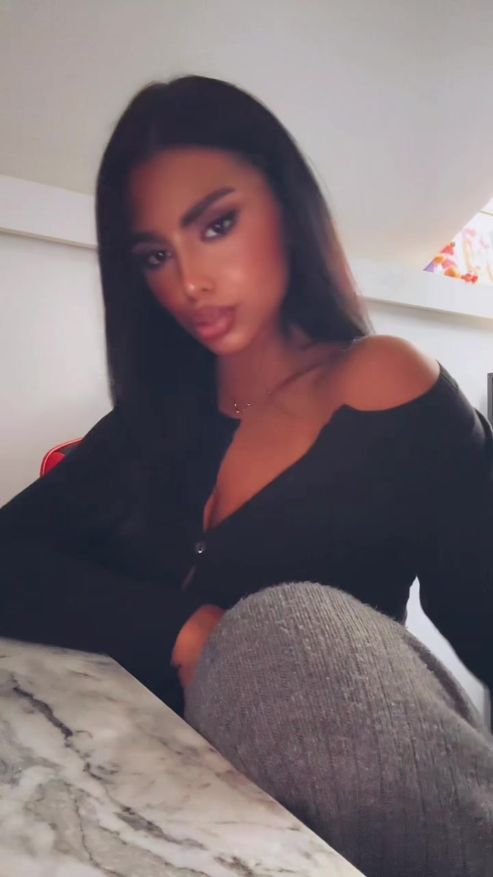 @Lara