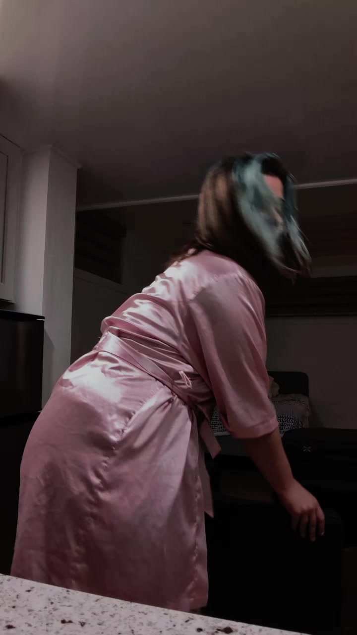 @buzzedqueen