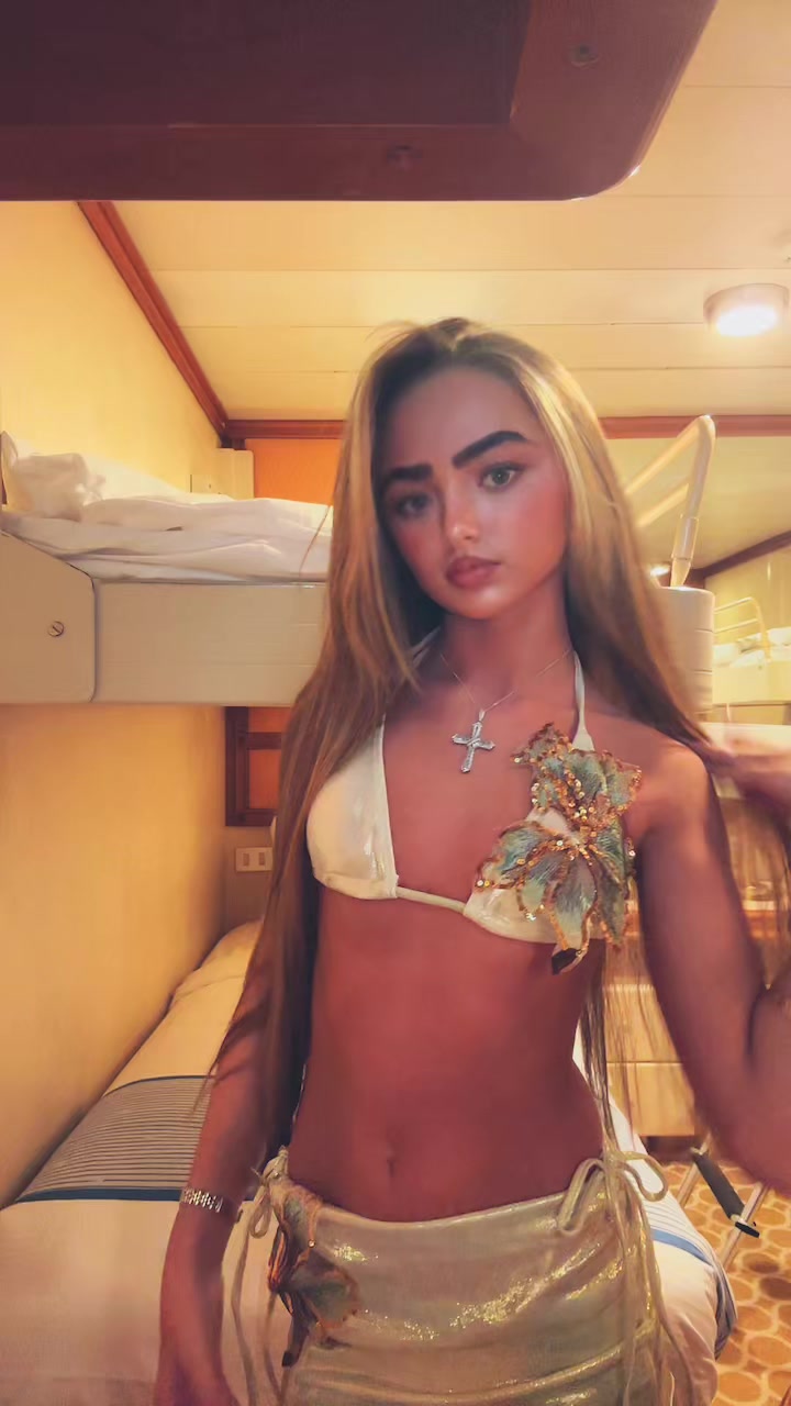 @paulina_dunphyx13