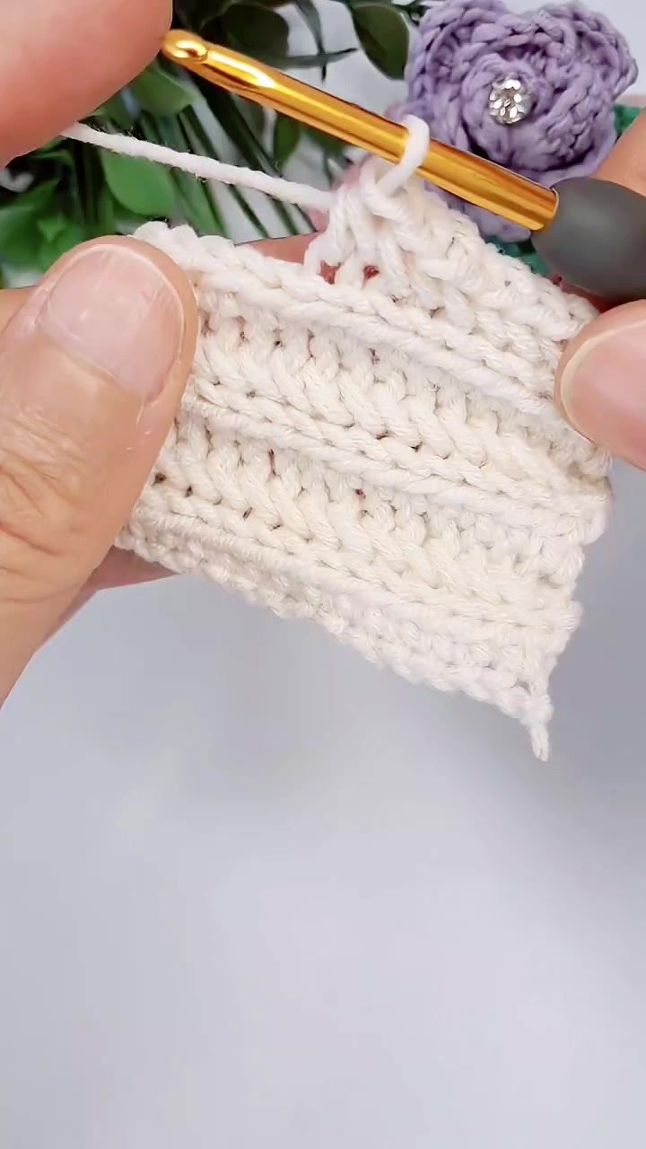 @Easy-Crochet-R