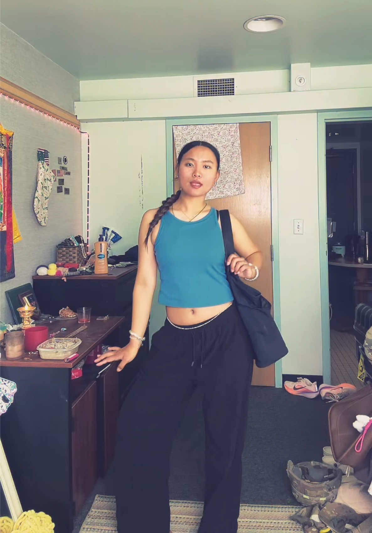 @Lisha Gurung