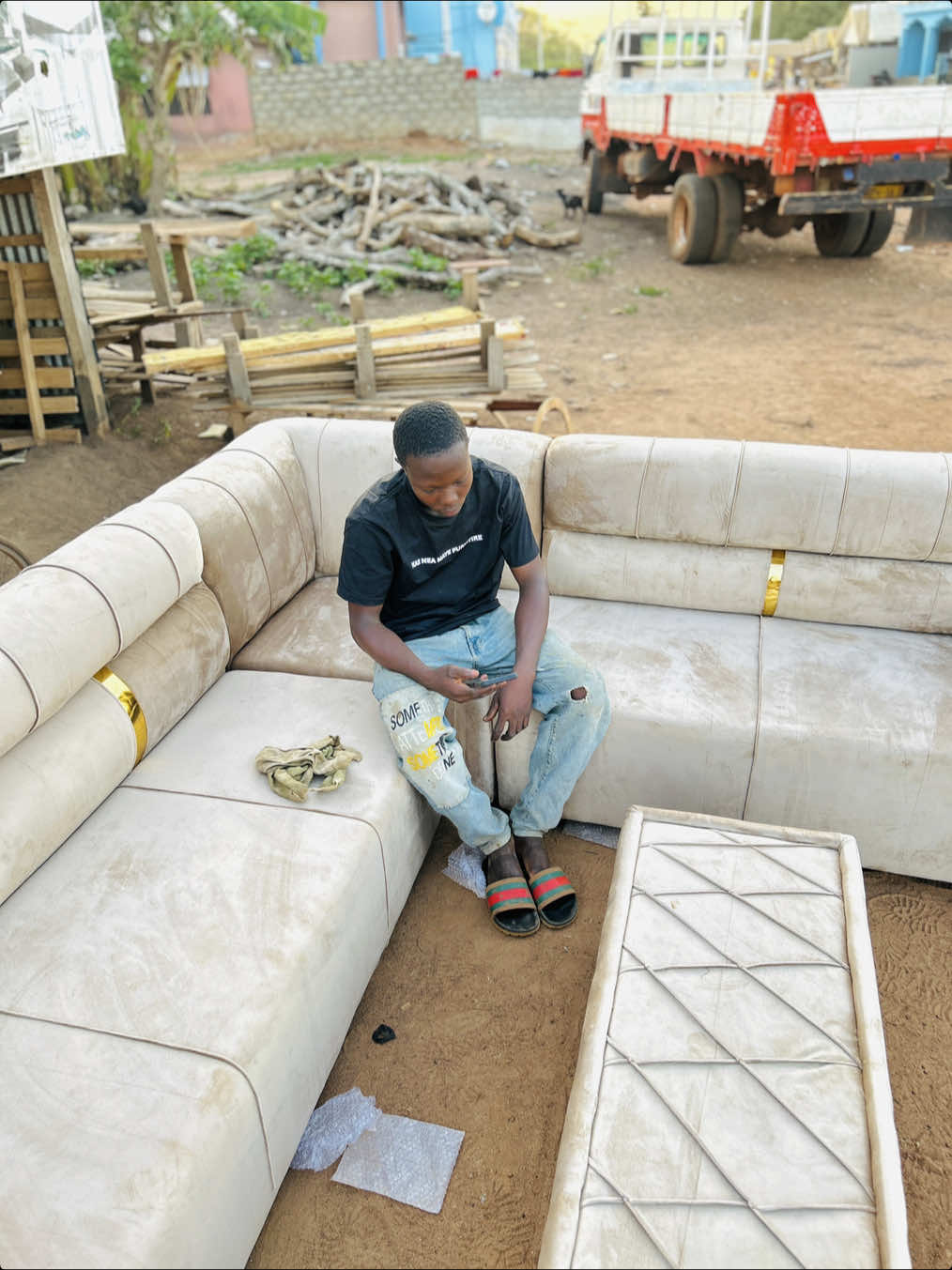@Kae Nae maye furniture