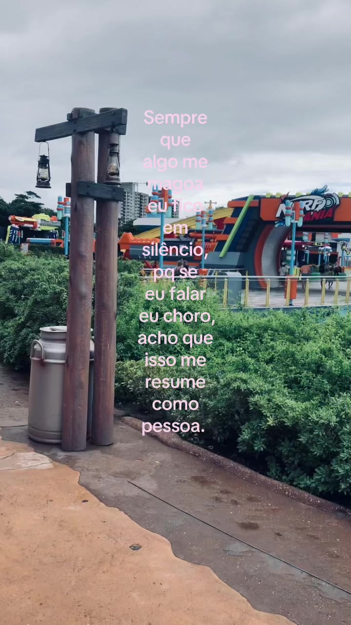@𓆉
