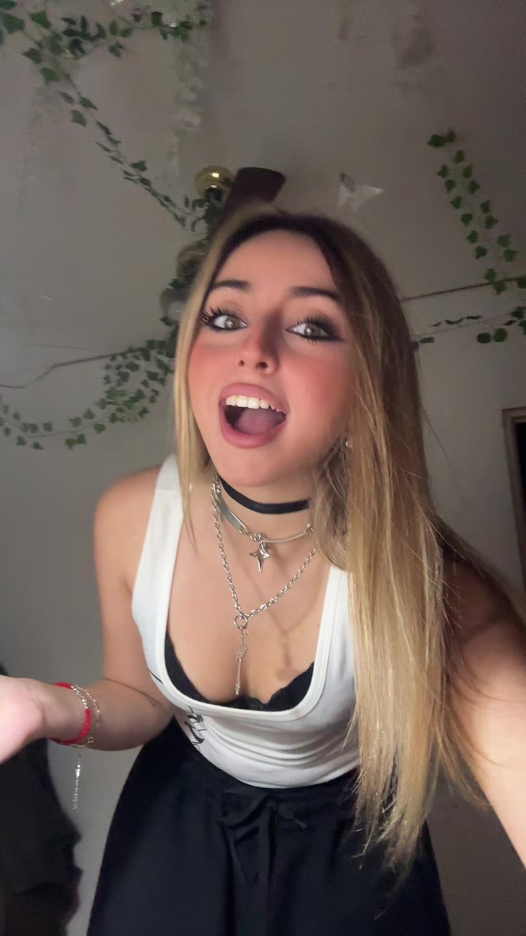 @viuxyta