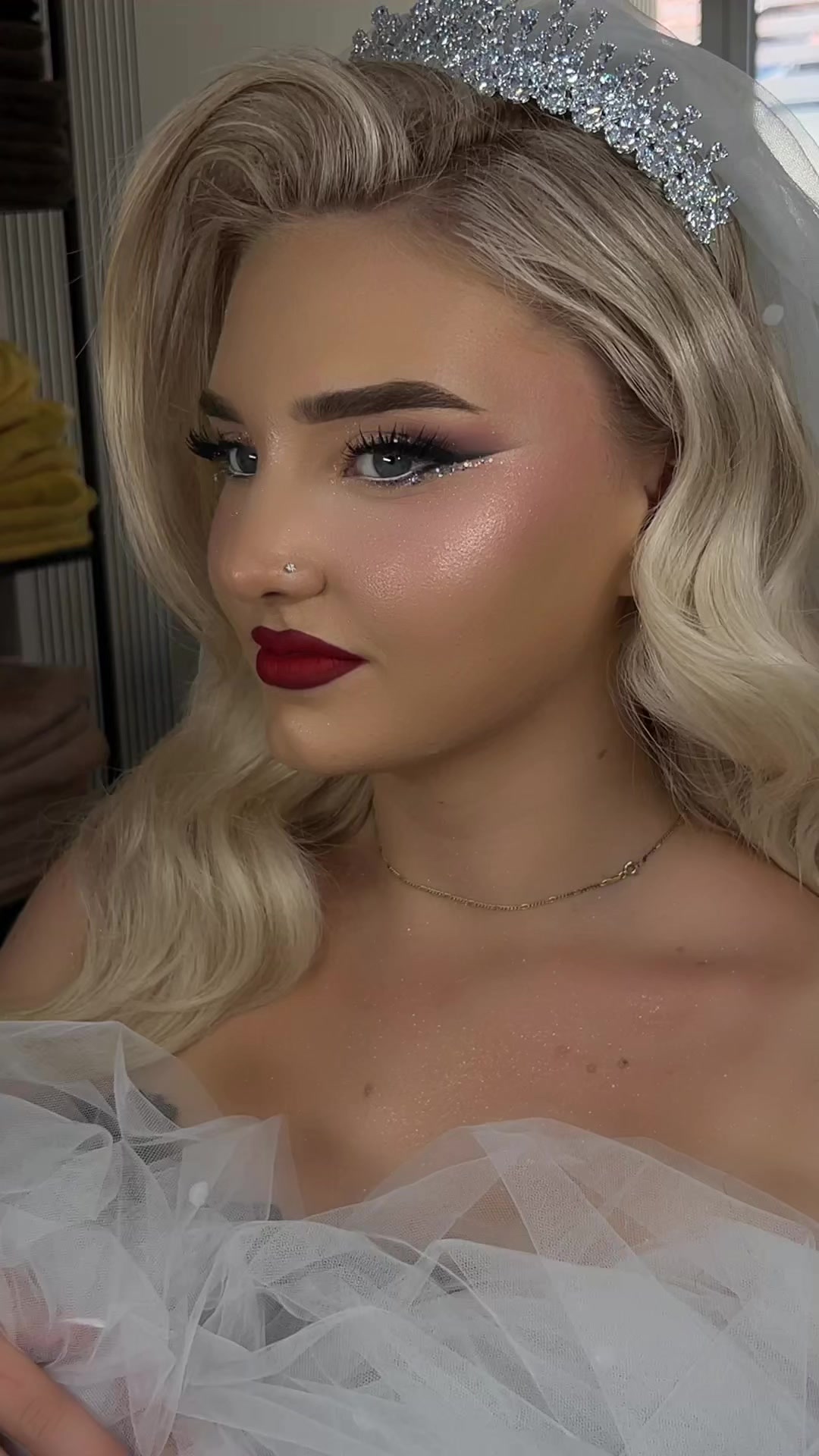 @Matianah_makeup_brows