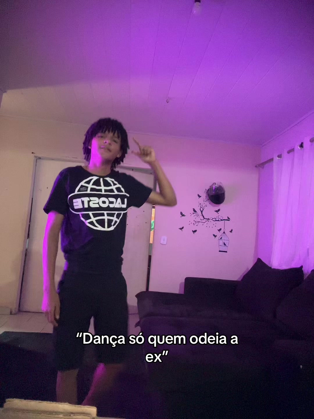 @2F’ 🧑🏾🦱