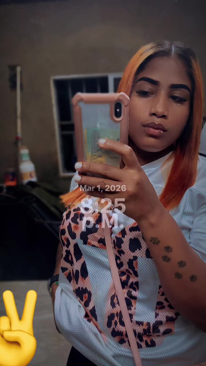 @🦋✨