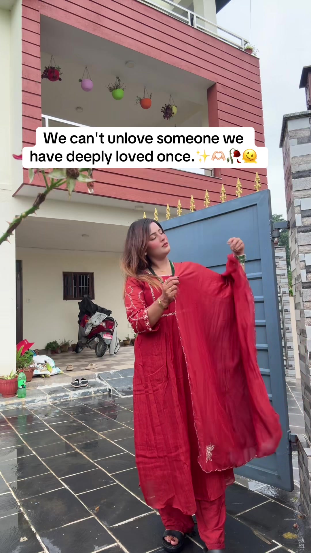 @makeupwithsawru