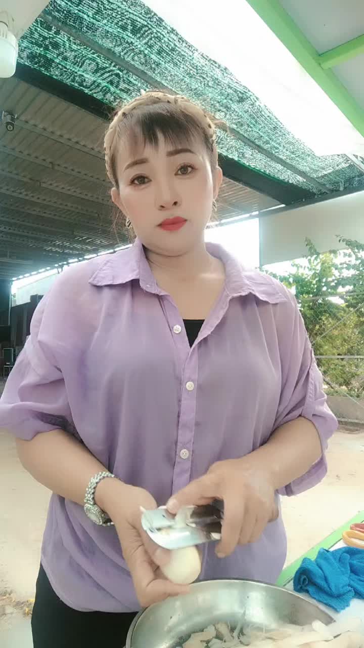@🆚CÔ HAI NINH THUẬN