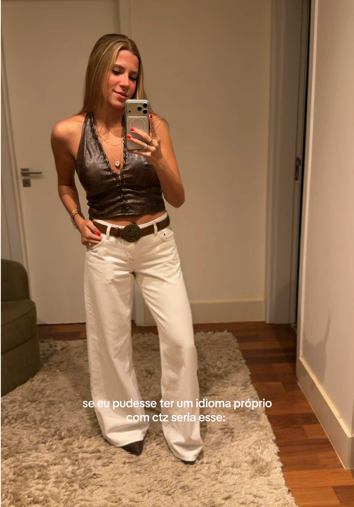 @analucasillo_