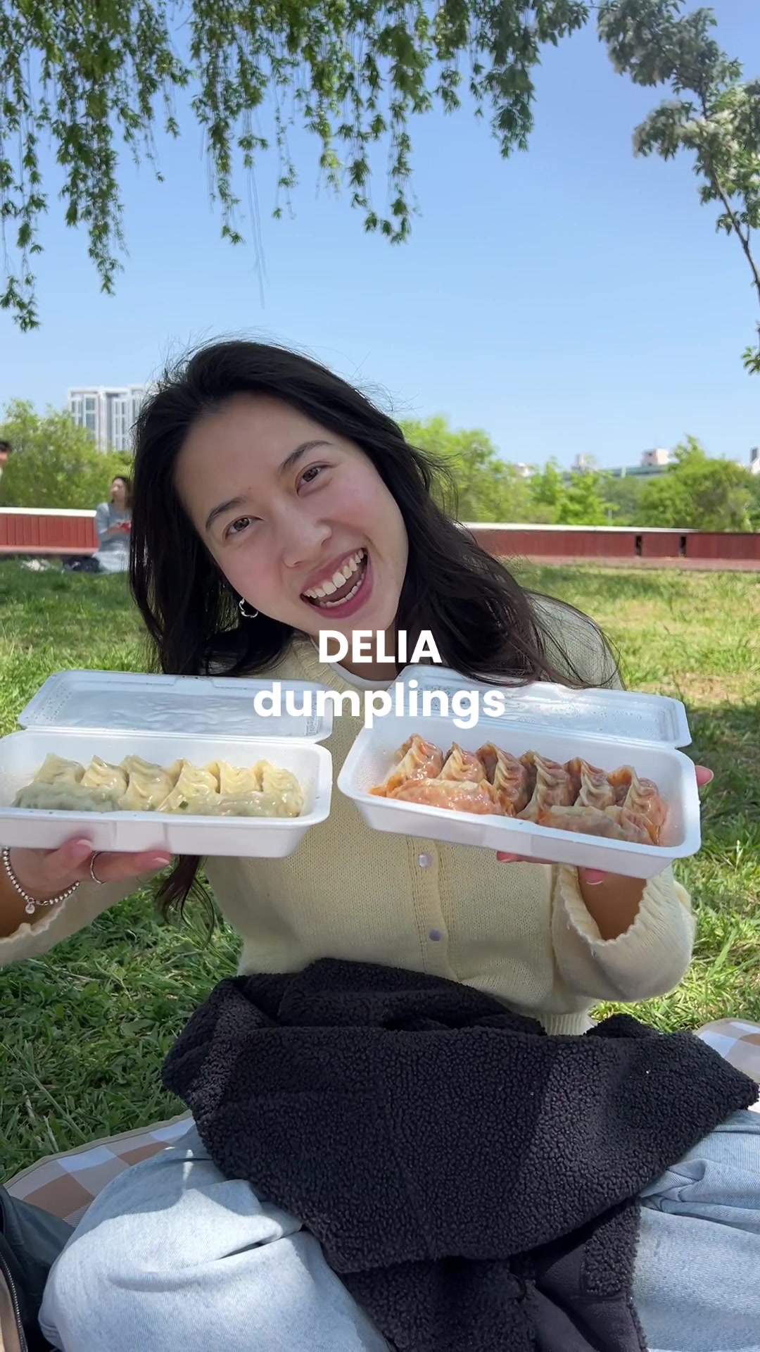 @delia