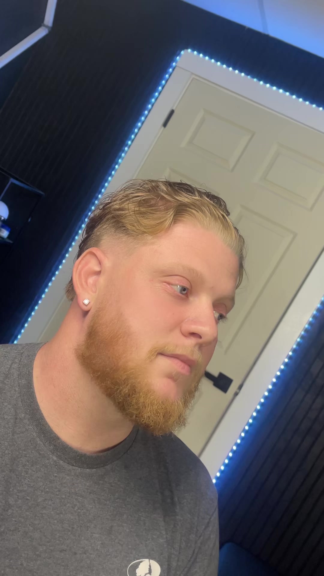 @Chattanooga Barber&bull;Cris Robles