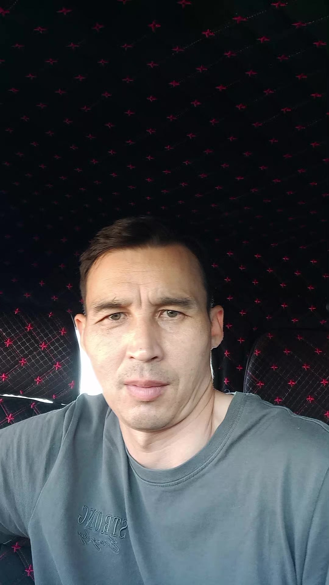 @Амангельды02.85