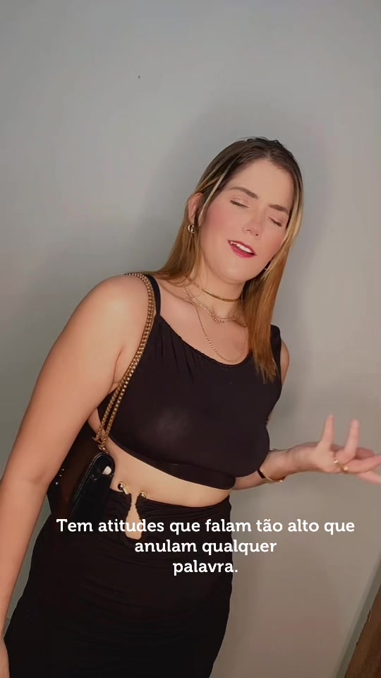 @Ang&eacute;lica Santos