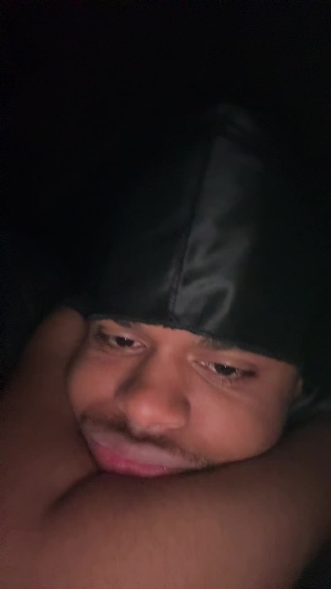 @whoevenisjosh_