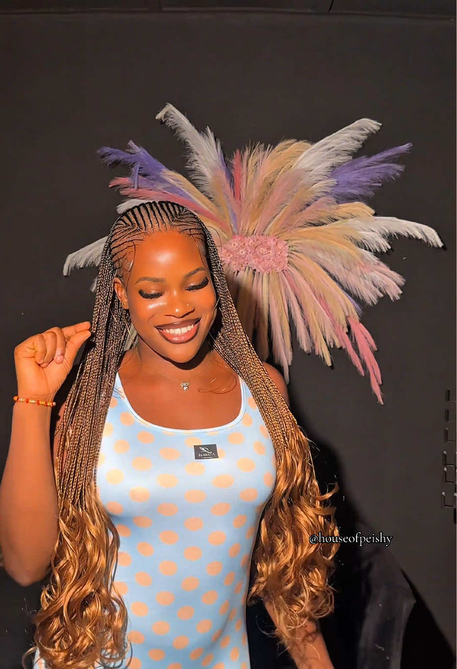 @BADDEST HAIRSTYLIST IN AGBOR