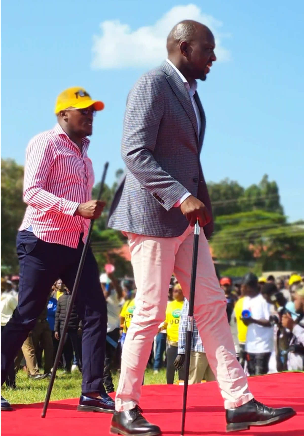 @Kipchumba Murkomen
