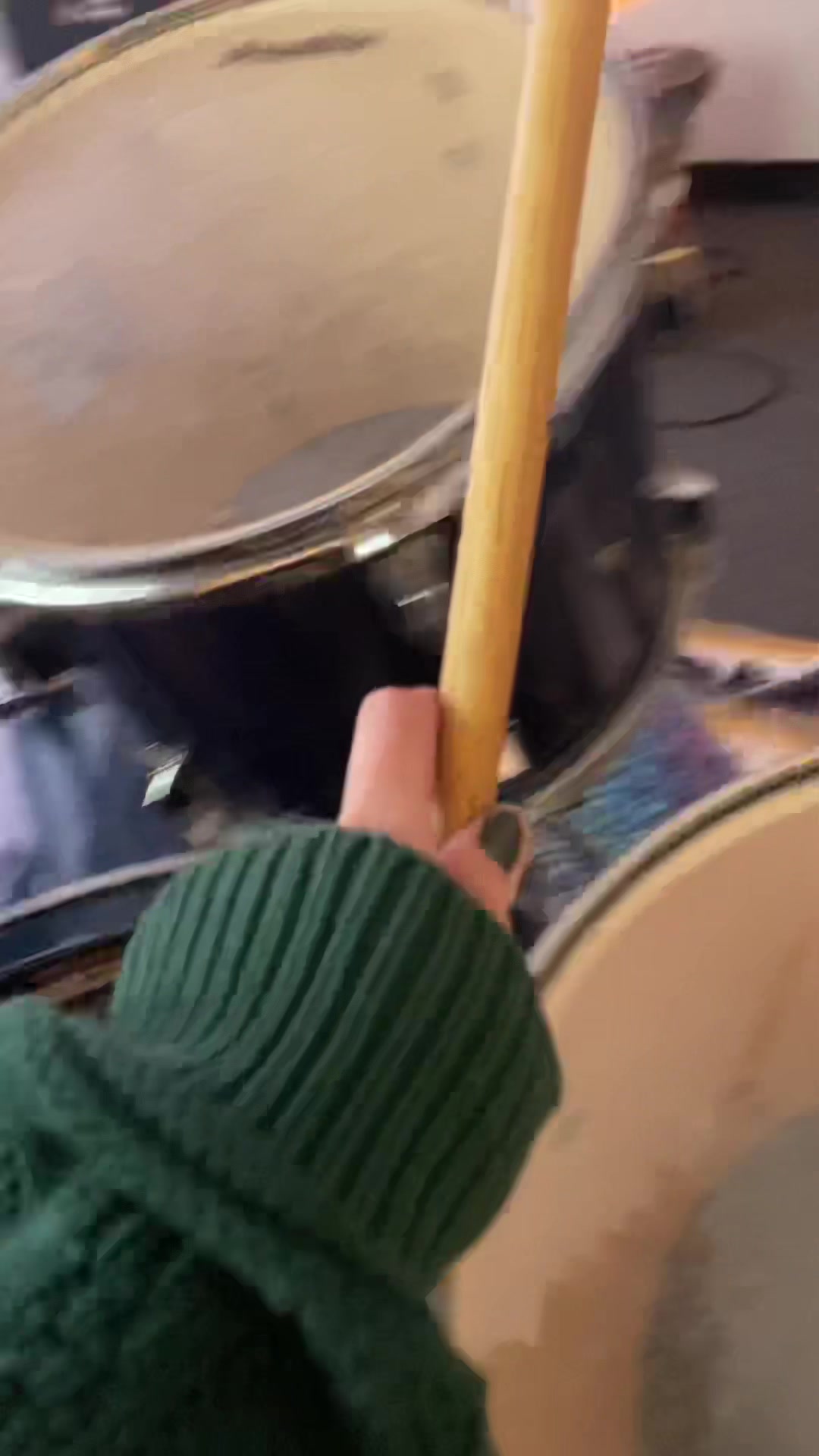 @moodybluu