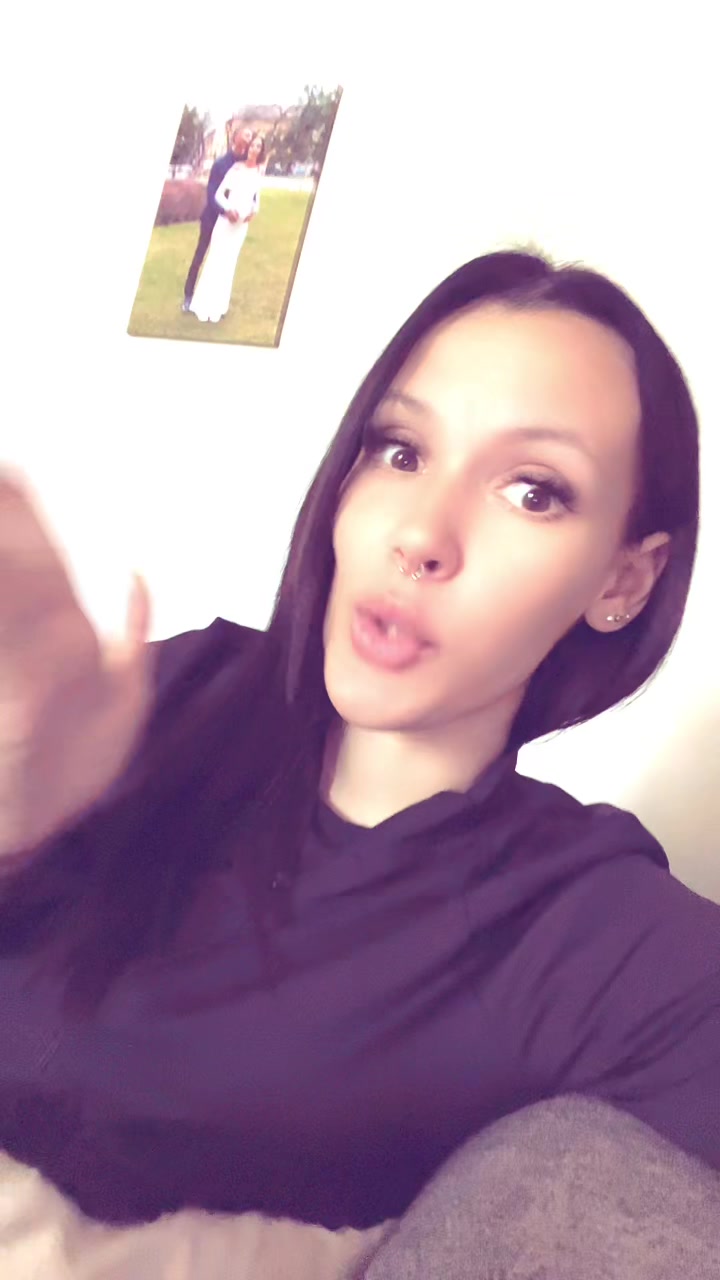 @𝙎𝙖𝙣𝙙𝙧𝙞𝙘𝙞 👧🏻